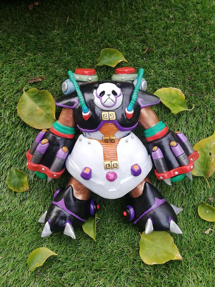 パンダマン Bamboo pandamonium sculpture by Figumax_