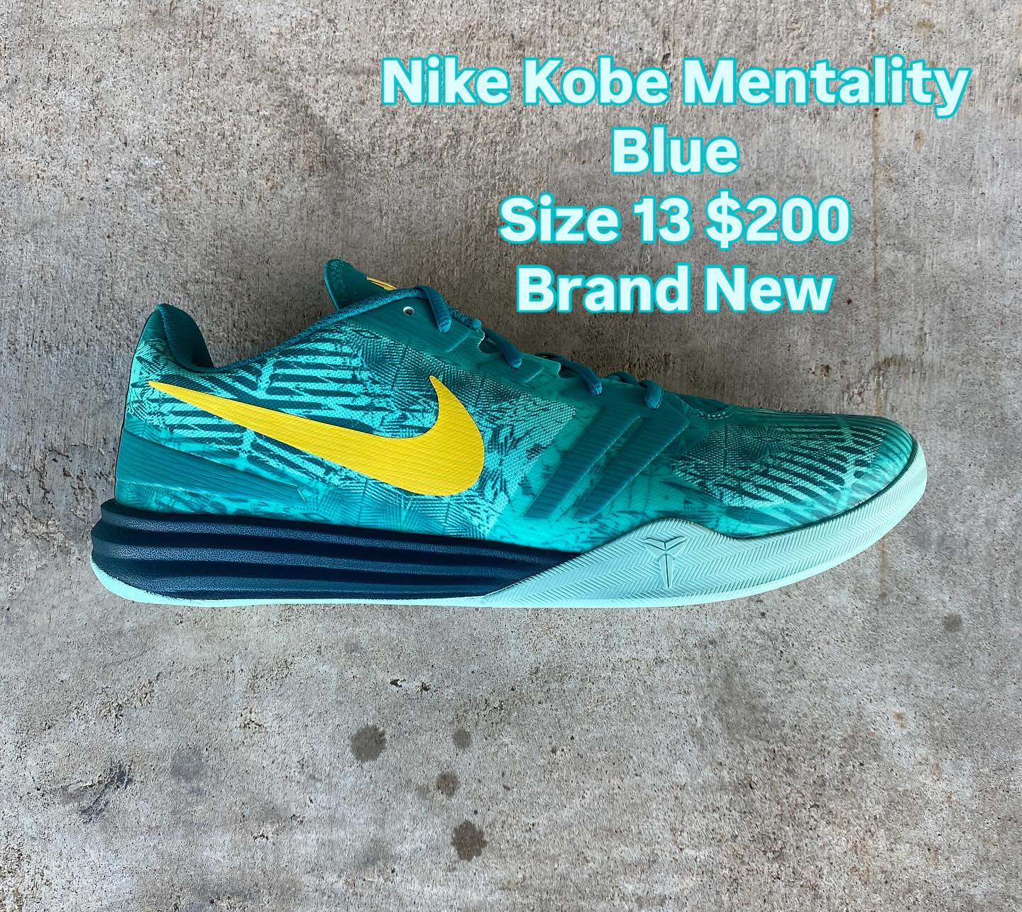 Basketball shoe pack going out now Open until 8pm! #10thstsneaks