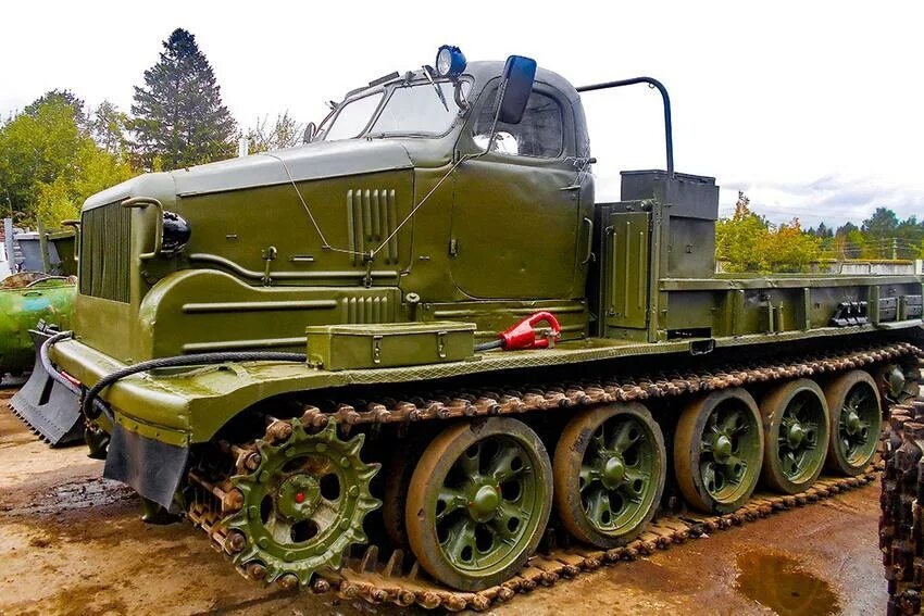 Russian - Soviet Russian AT-T Heavy Artillery Tractor.. 😮 415 HP Diesel ...