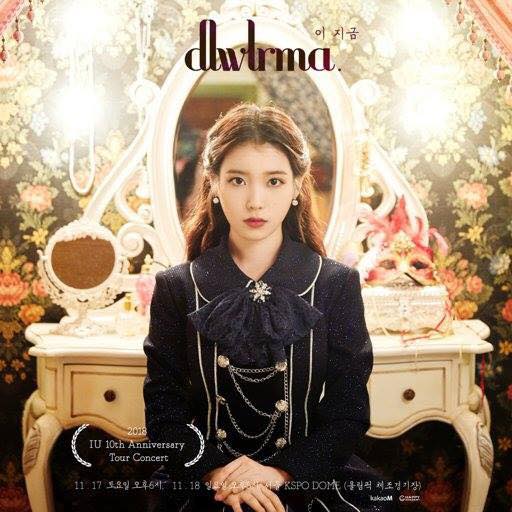 IU - dlwlrma. 10th Anniversary Tour Concert Photobook with Special