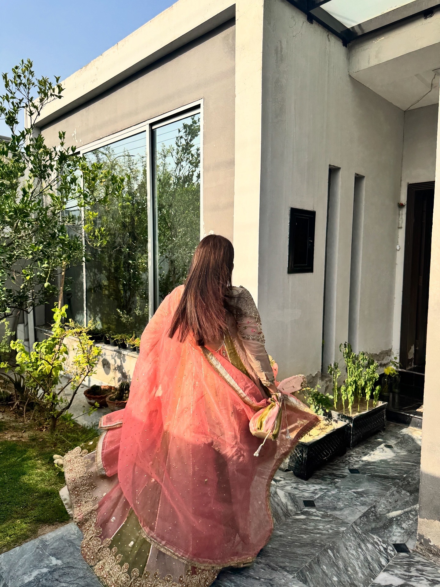 MBM.Maria Basit Malik - Super Gorgeous Madiha Naqvi looks super ...