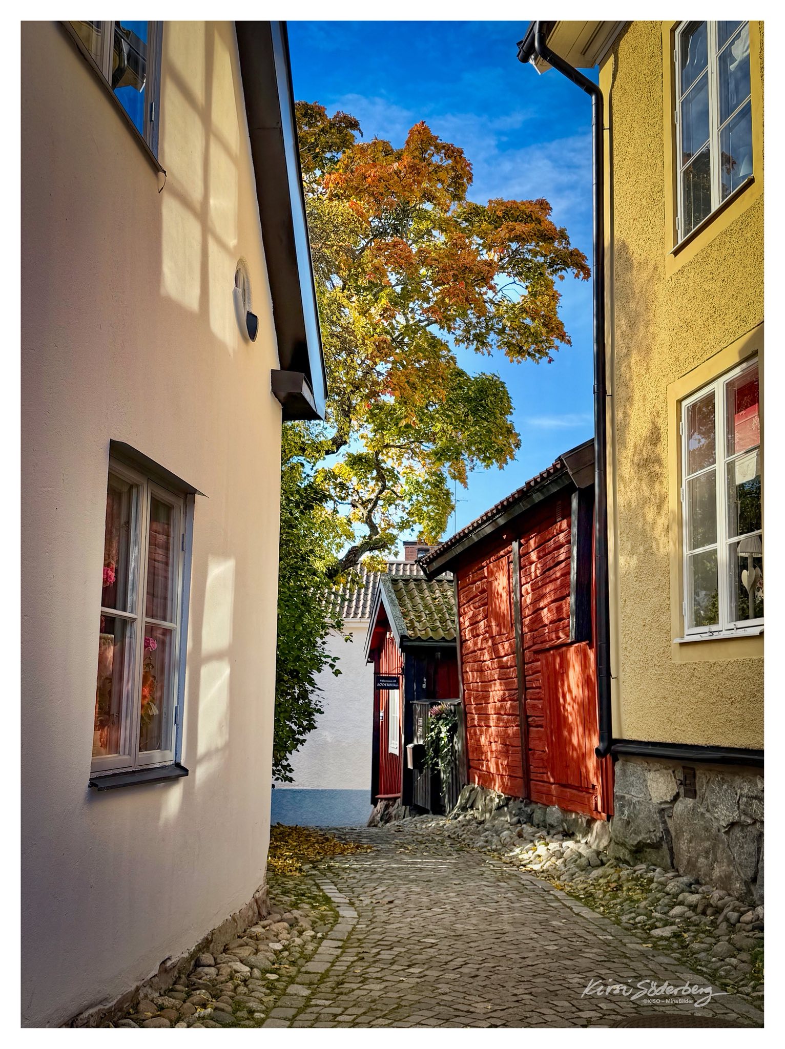 Runt mina hörn… Kyrkbacken ️🍂 - Kirsi Söderberg - Mina bilder | Facebook