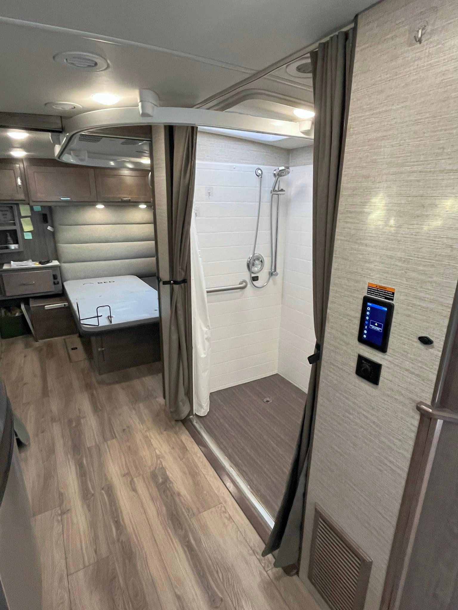 Creative Mobile Interiors... - Creative Mobile Interiors