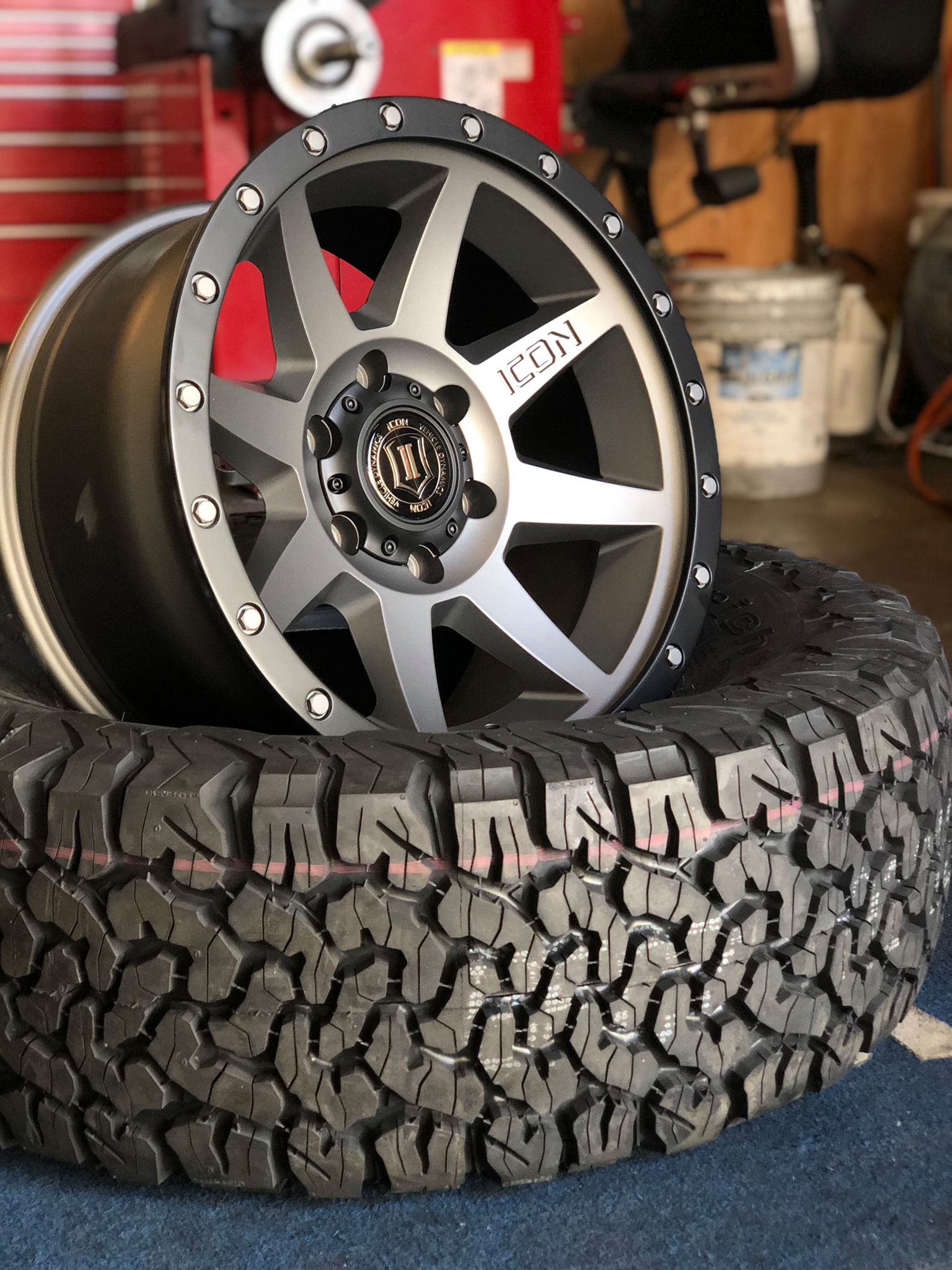 DNA Wheels - Do you like off-roading but also wanna look...