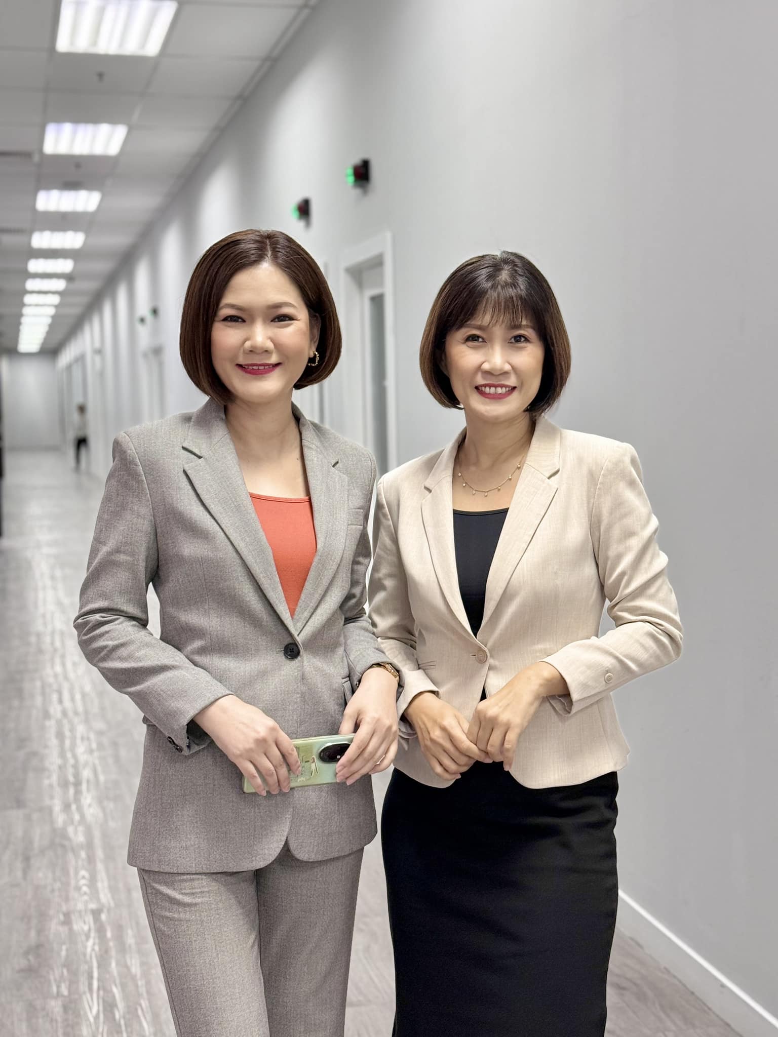 八度空间华语新闻 - 2025年 10月24日 晚上8时正 与陈薇薇 Chan Wei Wei Lee Yee Ling李依凌 一同梳理脉络 ...