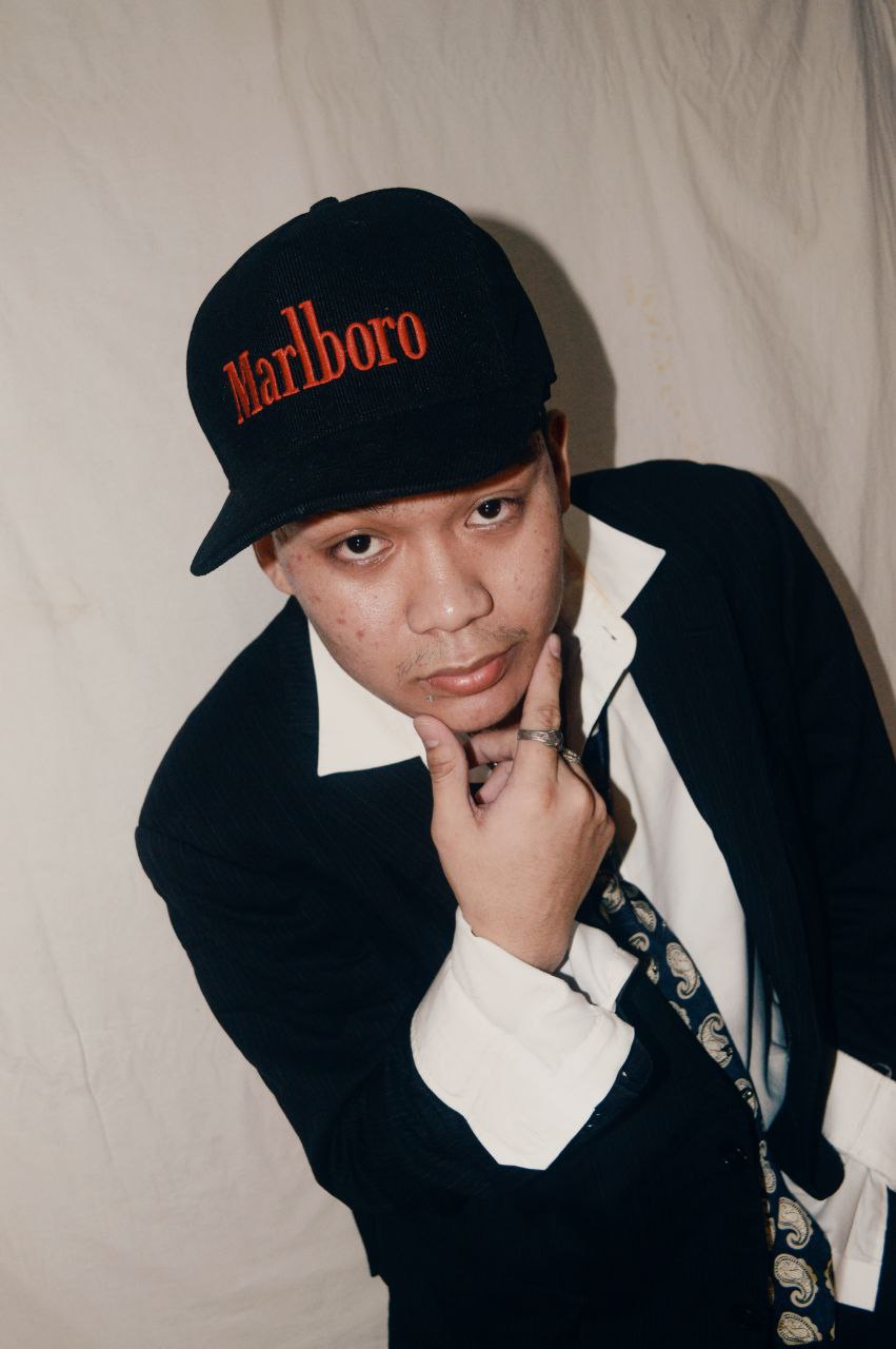 CONACES - Meet our sticke— I mean choreo genius team coach aka 