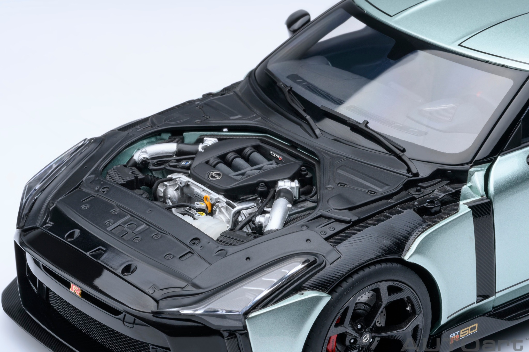 1:18 NISSAN GT-R50 BY ITALDESIGN (METALLIC GREEN / BLACK), Item No