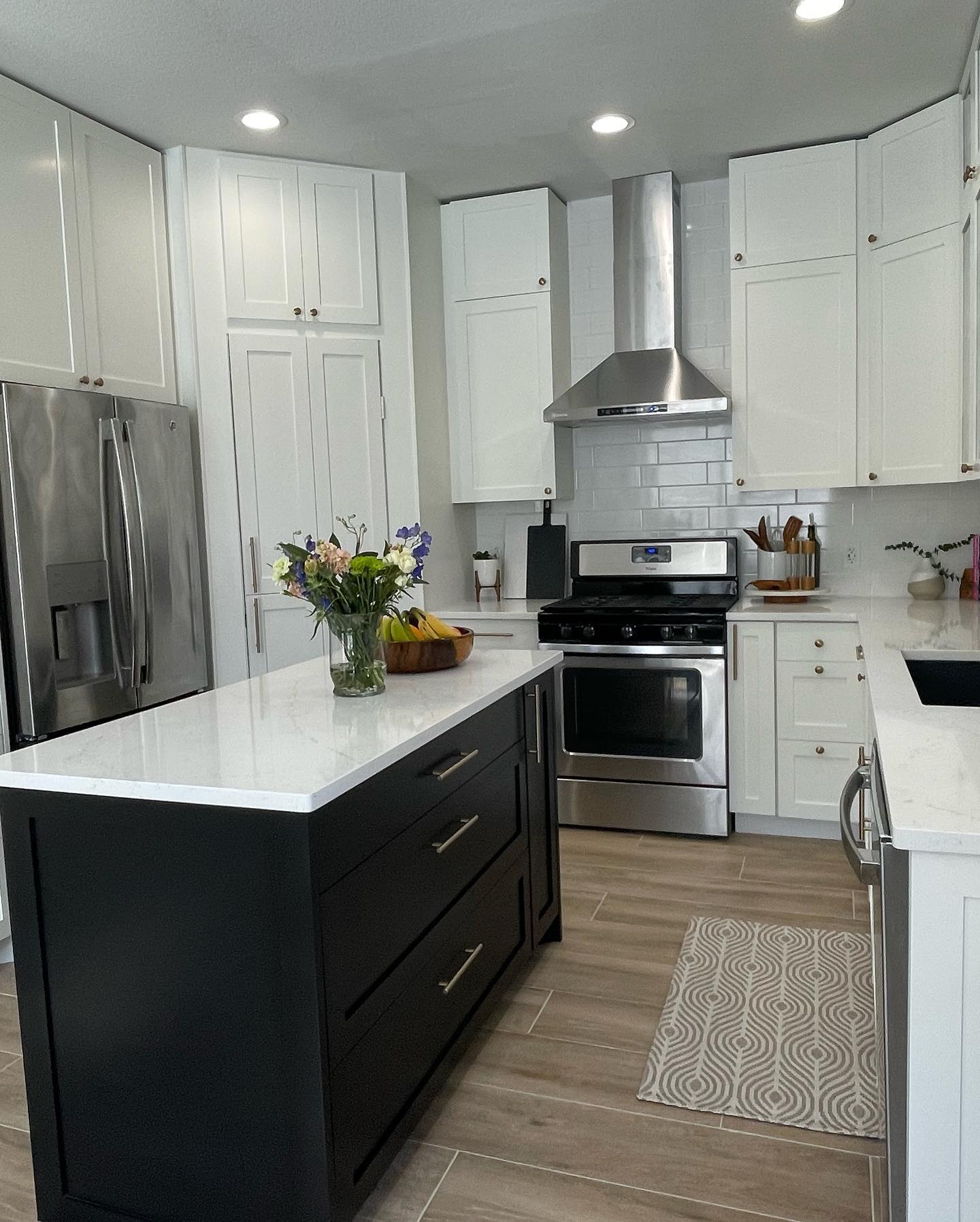 Isla Contractors LLC