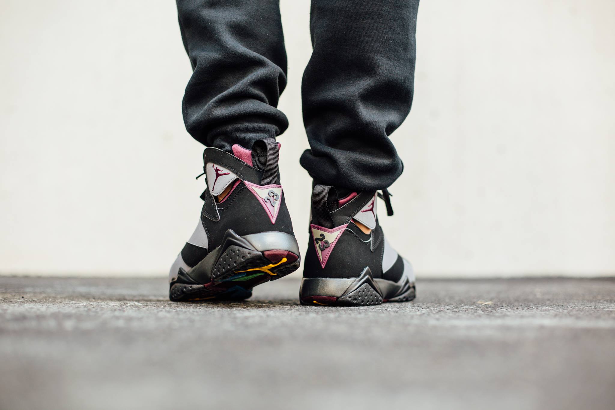 Air Jordan 7 Retro BORDEAUX - Black/Bordeeaux-Light Graphite 