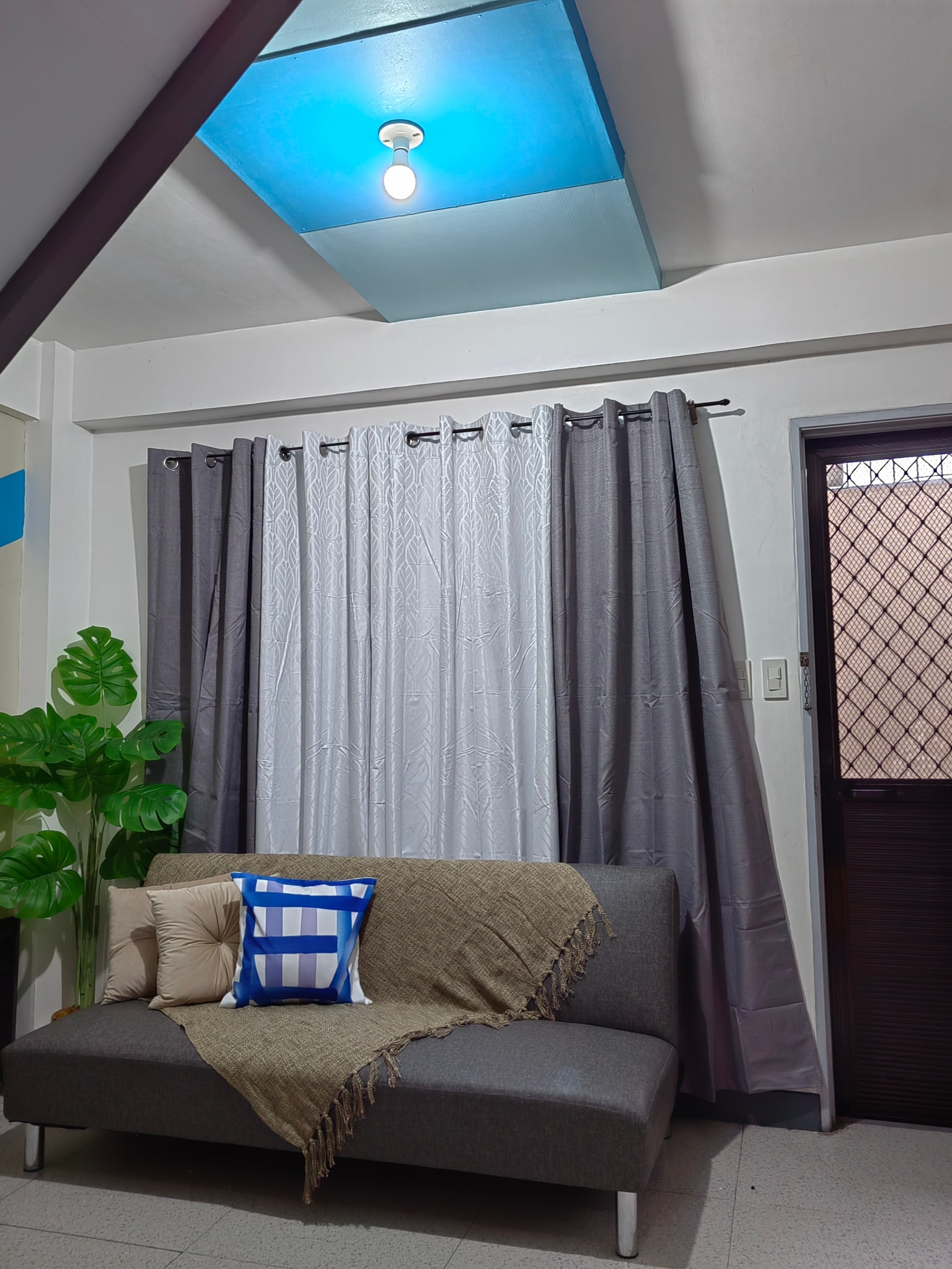 HOST HOMES - 🏙️ 1- or 2-Bedroom Apartment in Downtown... | Facebook