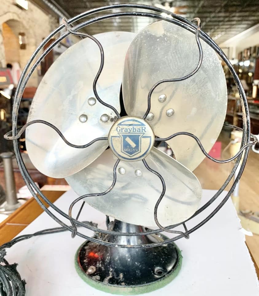 Finally found a Barber-Colman bakelite fan on the market place