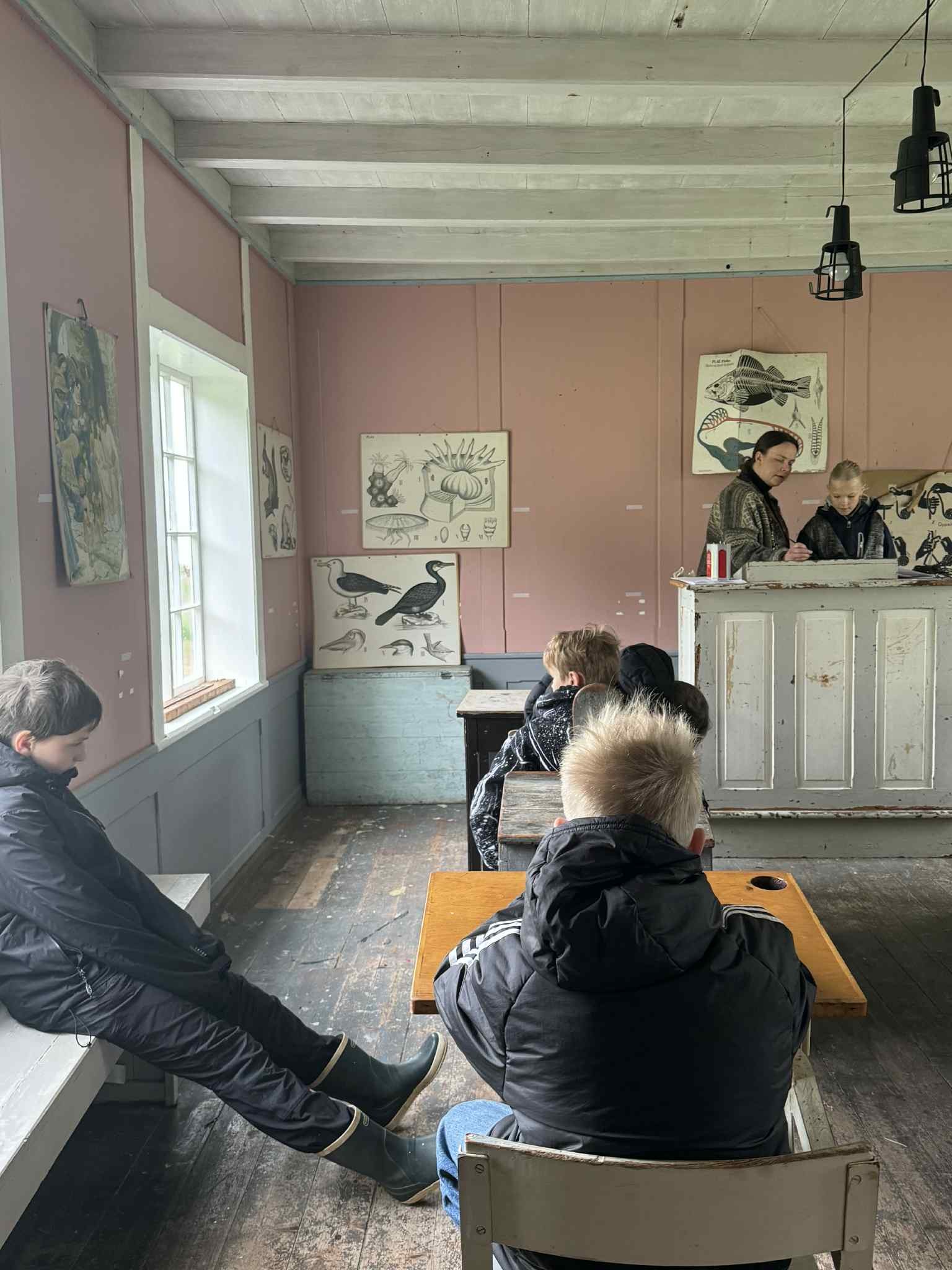 Dønna barne- og... - Dønna barne- og ungdomsskole