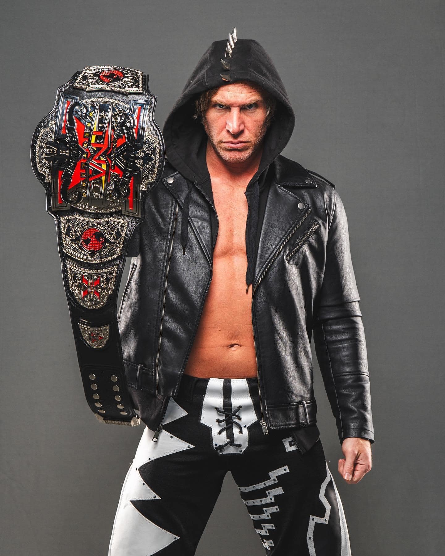 スポーツ選手 WWE legend4 Chris Sabin with the new TNA X-Division Championship.