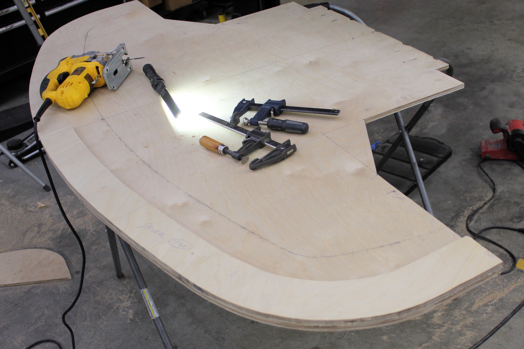Vorshlag - This 12mm thick splitter is getting big tunnels and a 