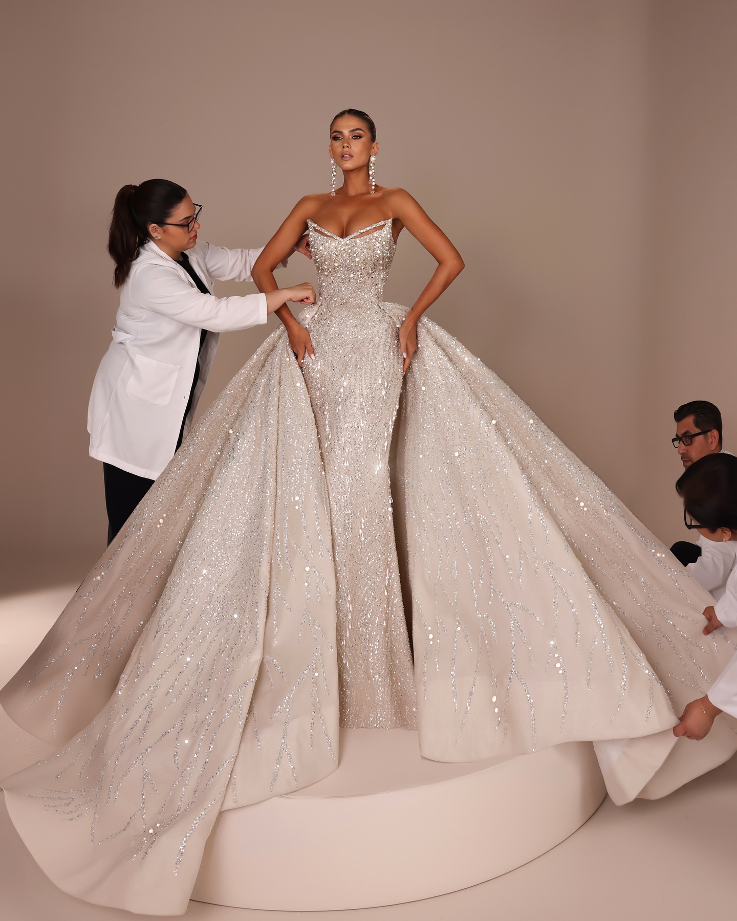 swarovski crystal beaded dress A handmade gown with crystals shining like the stars and an overskirt spreading tears of love • #SadekMajed #SadekMajedBridal Color::#13-Cherry Happy wedding dress shopping evening dress 2022 Free people party dress
