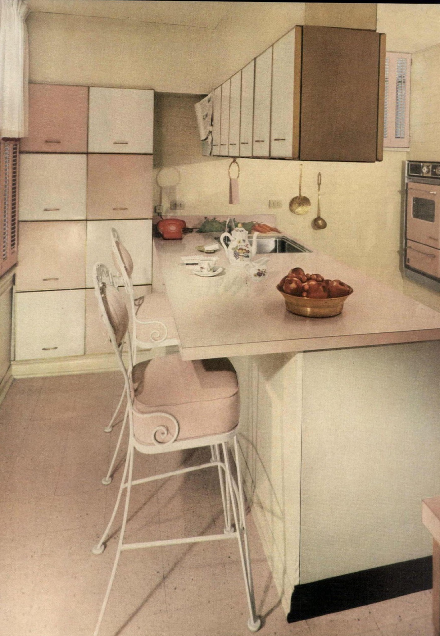 Mrs. Wyatt's midcentury pink kitchen design