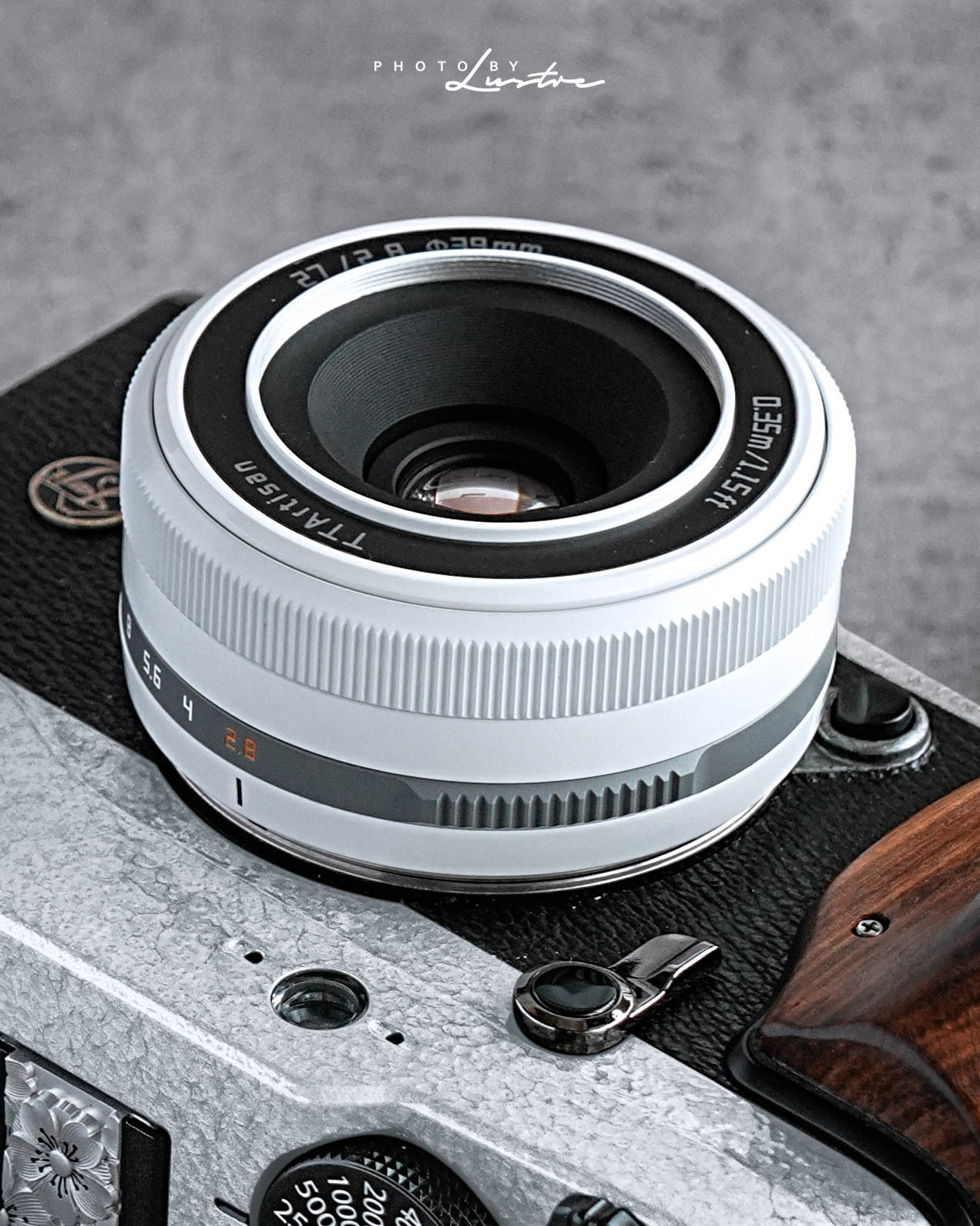 X-M5 with TTArtisan 27mm f2.8 white limited edition