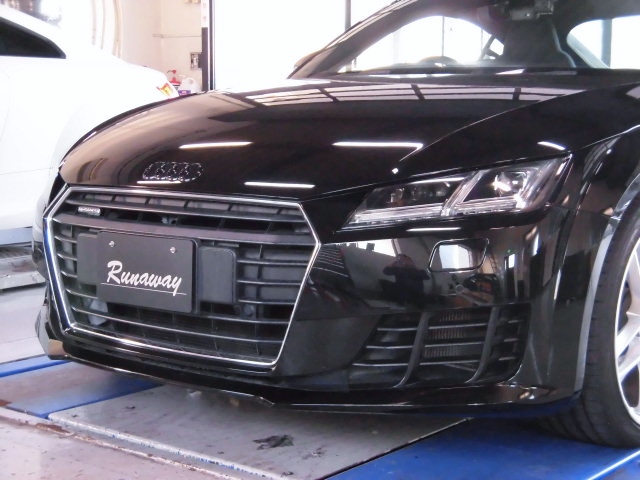 いつもご来店のAUDI アウディ TT 8S クーペのお客様です。 今回はAUDI 
