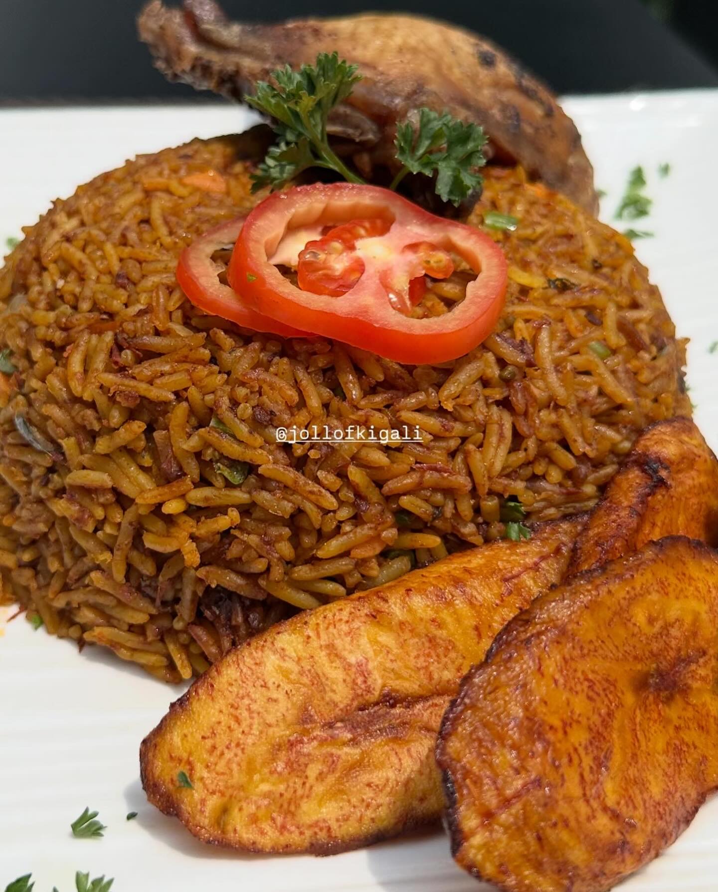 jollof - Rice,fried chicken and coleslaw Its good food season 😋😋 ...