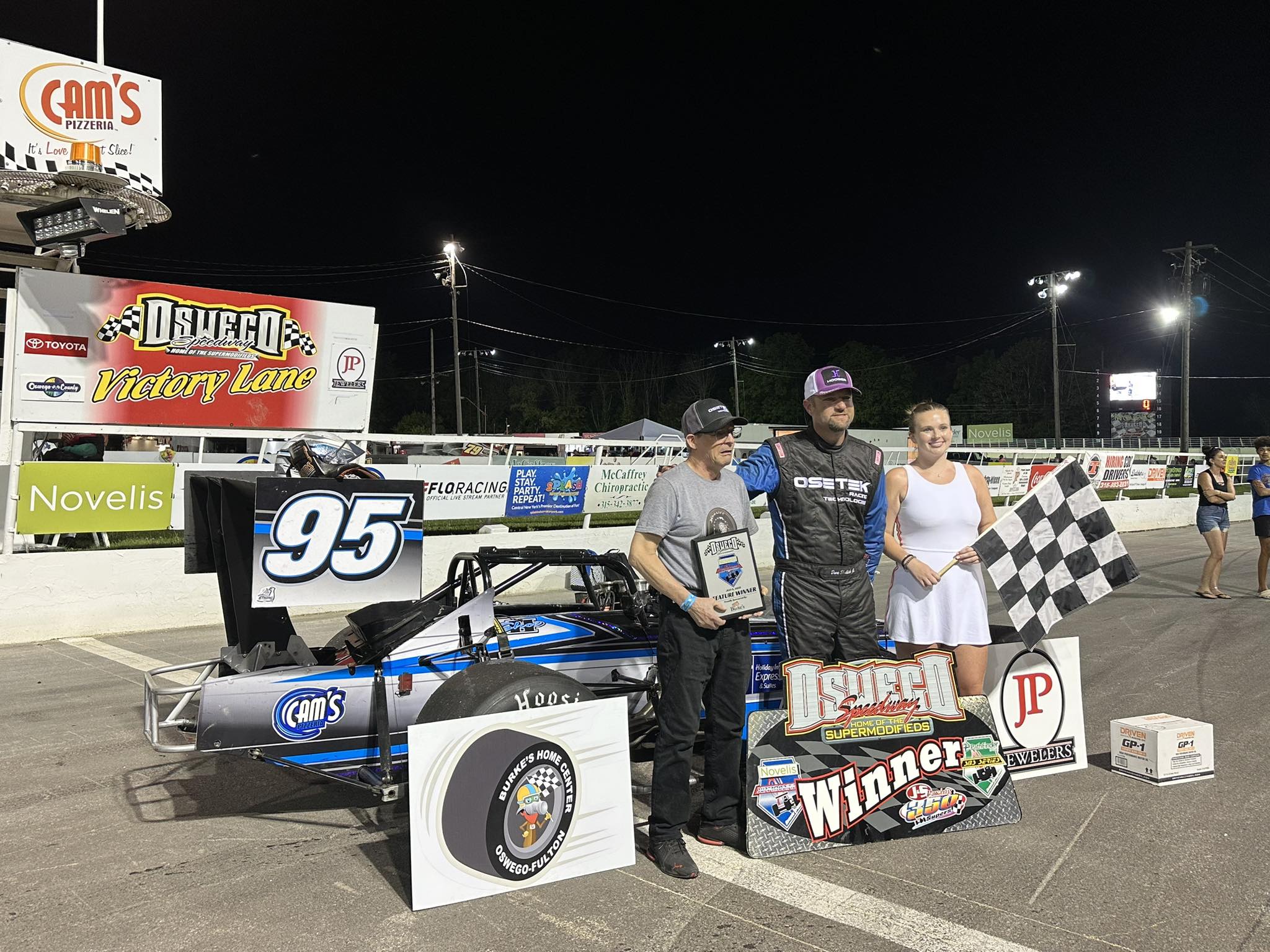 Dave Shullick Jr. wins the second Novelis Supermodified Twin 40