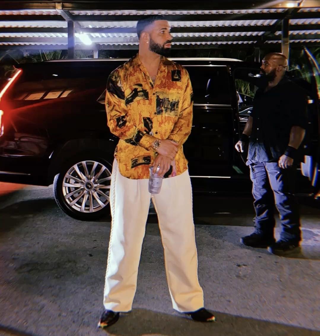 HipHop Wave - Drake has now received over 1 BILLION... | Facebook