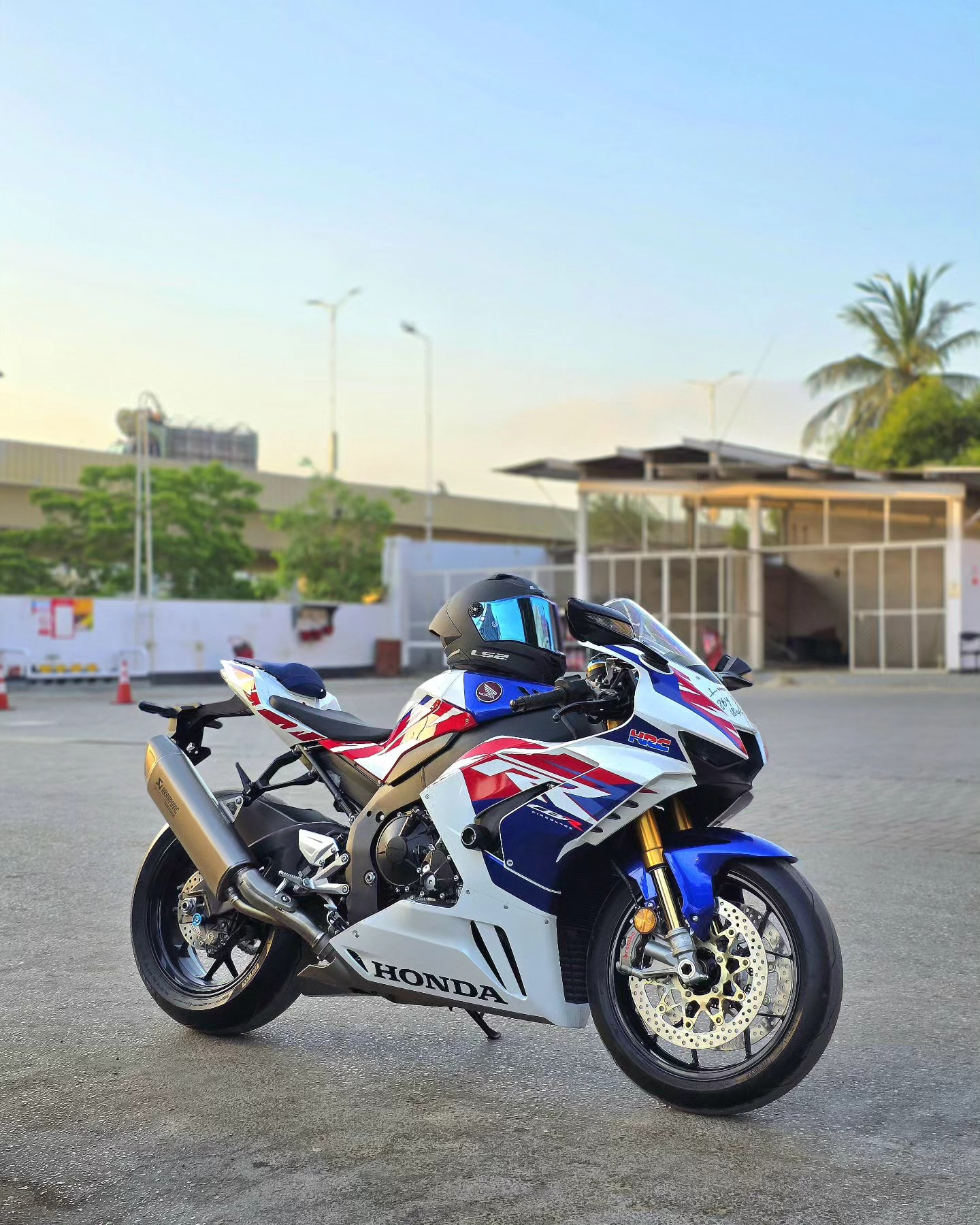 Honda CBR 1000 rrr anniversary... - Superbikes In Pakistan | Facebook