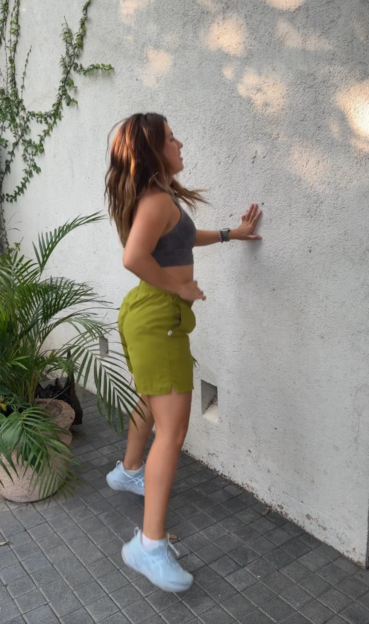Regina Rovira - Saltitos, de qué sirven? 🧡 1. Ejercicio... | Facebook