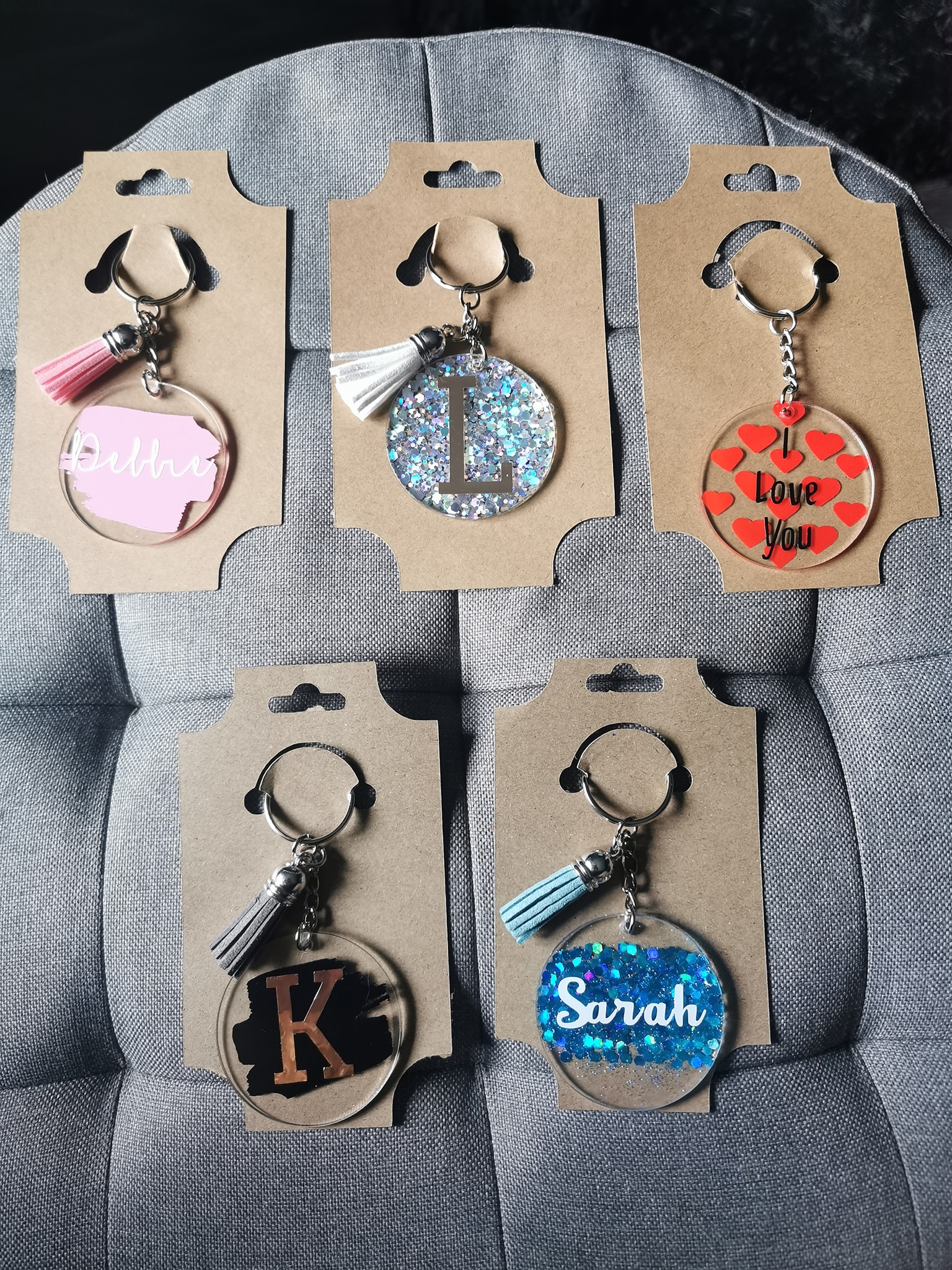 Vinyl Volt - 💖 Personalised Keyrings £3 each everything is custom to ...