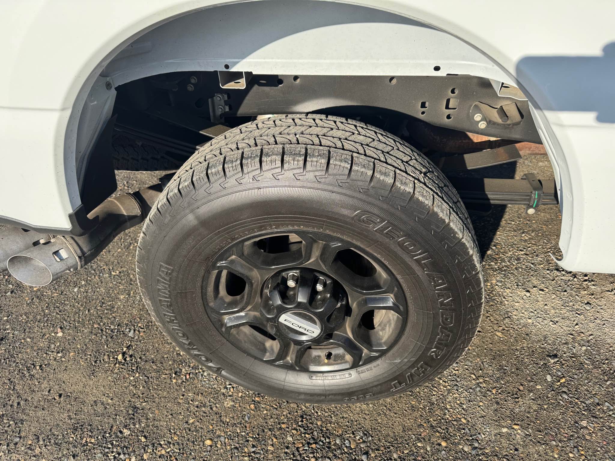 Replacement Front Wheel Rim For 2005-2020 Ford F-350 & F-450 - 17x6.5, 8x200 Bolt Pattern (Hollander 3618) 4 thumbnail image