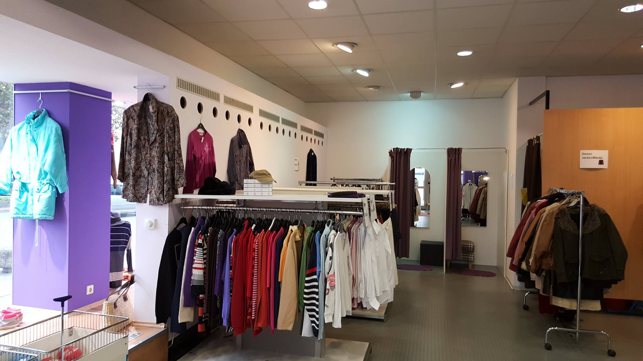Unser Second Hand Laden Im Hans Riesser Haus Heilbronner Tafel