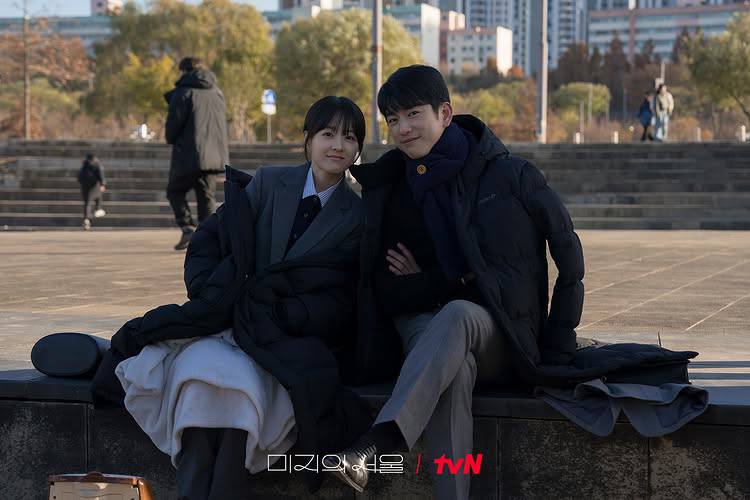 KBUG - 💚 Still shots and behind-the-scenes photos of #ParkBoYoung and # ...