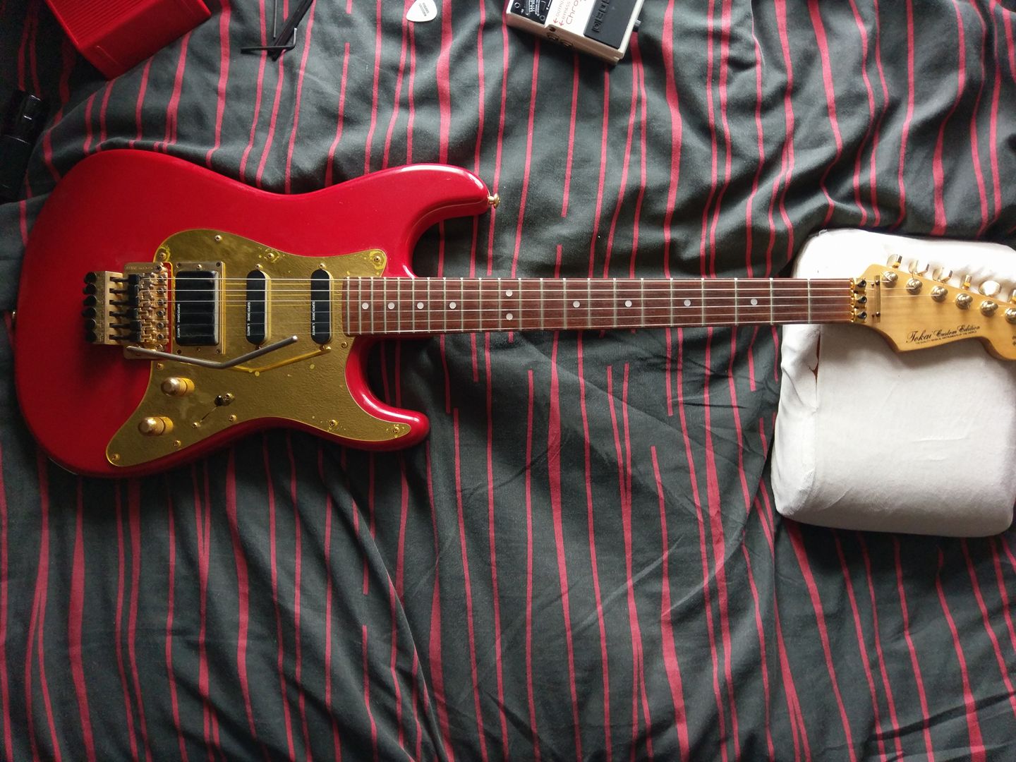 1987 Tokai SD653 Custom Edition Model. Nice Dark R/W Slab-Board