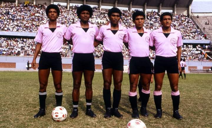 Vintage Fútbol Club - POLO RETRO PERÚ 1978 📱Whatsapp: 934682235 💵PRECIO ...
