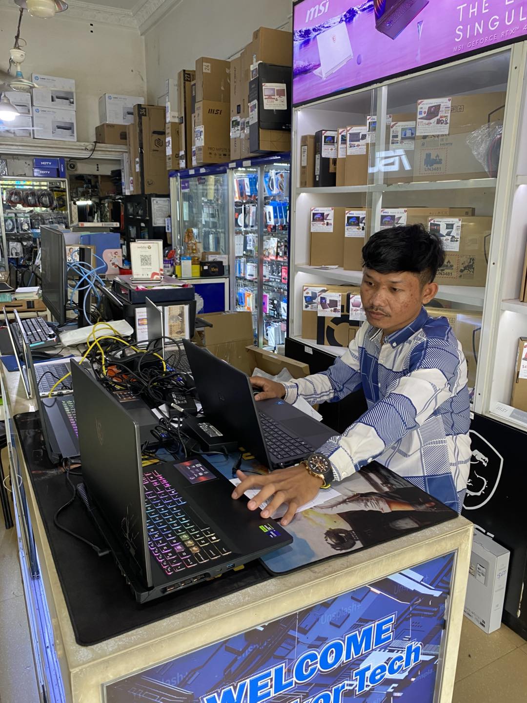 AngkorTech Computer - មួយទឹកស្អាត DELL 7470 ...