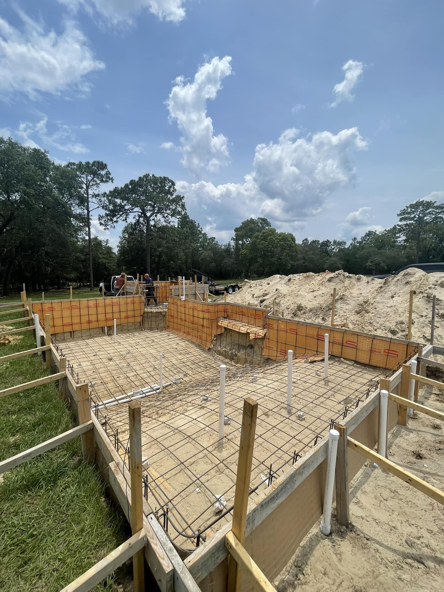 Dig, Form, Steel on this... - Aqua Scape Pools & Spas Inc.
