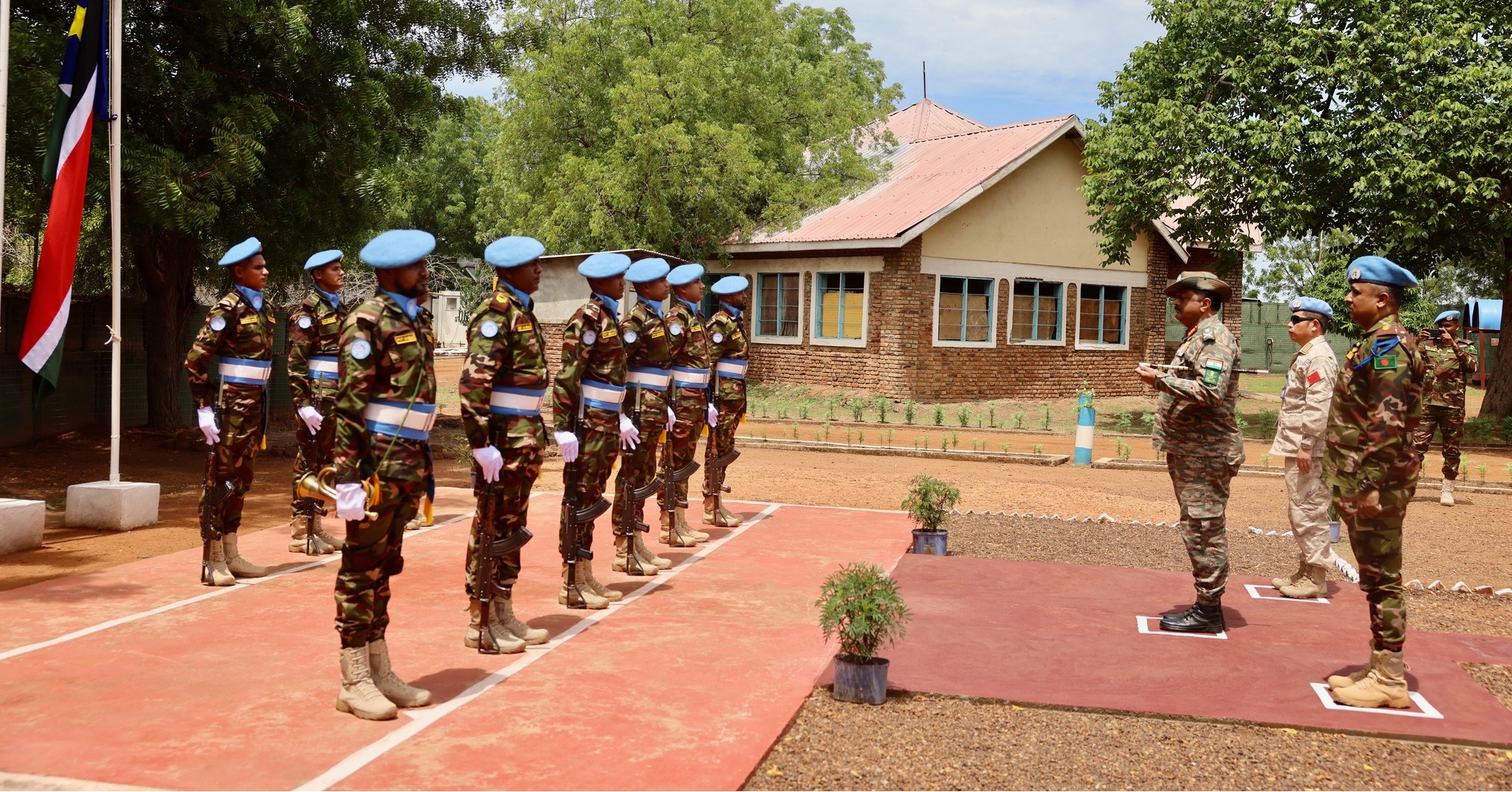 United... - United Nations Mission in South Sudan (UNMISS)