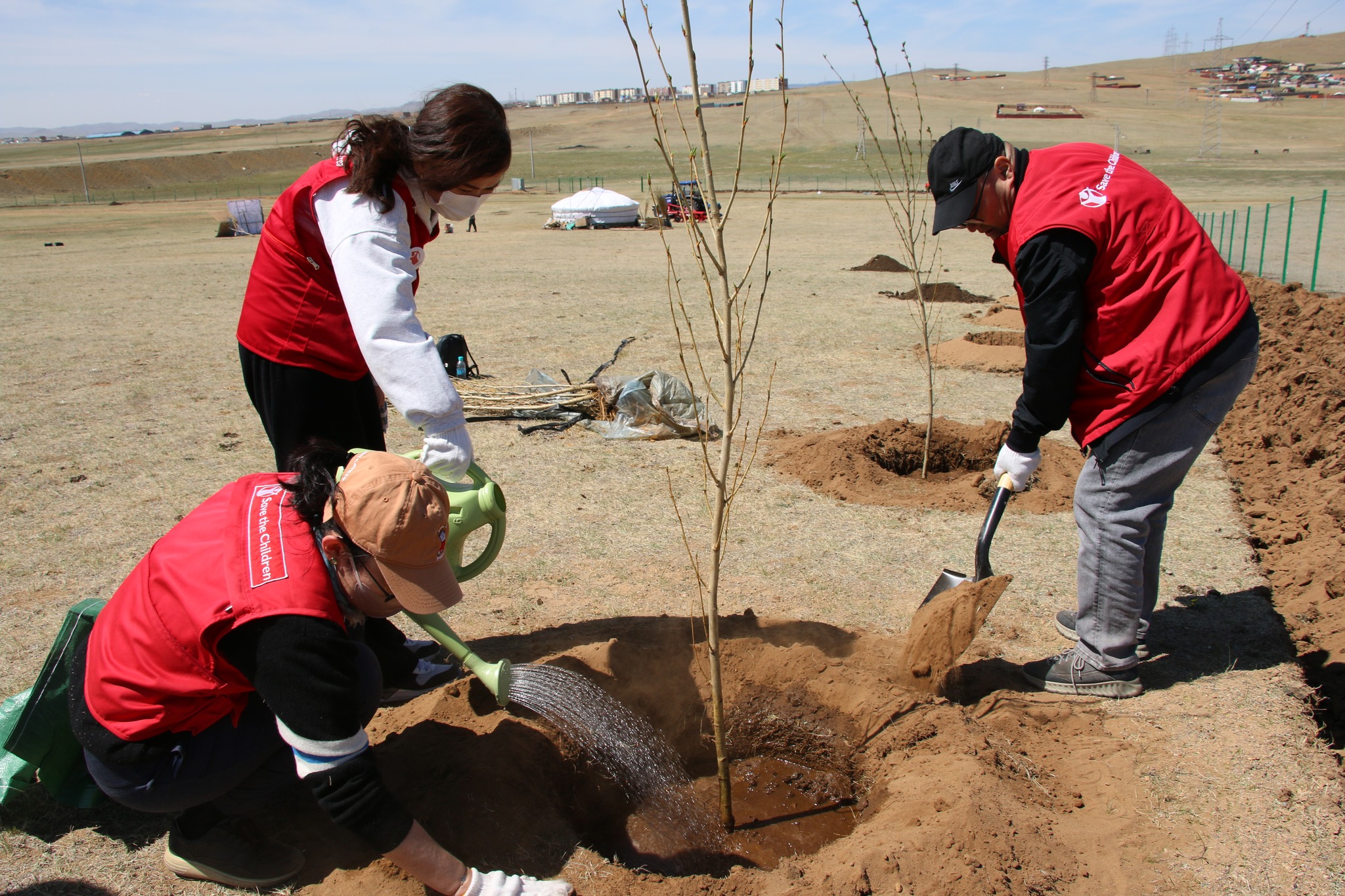 Save the Children in... - Save the Children in Mongolia