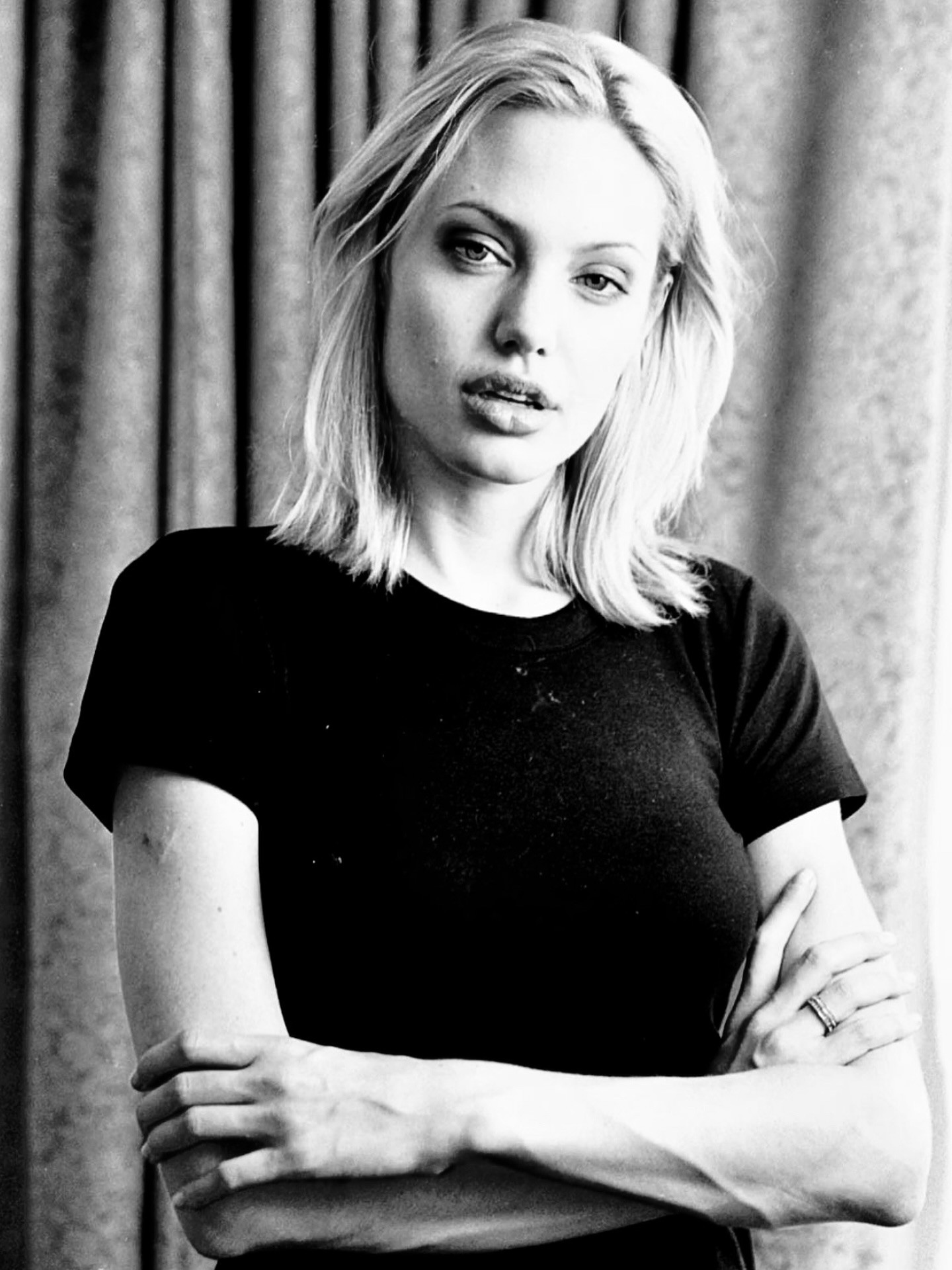 Angelina Jolie looking absolutely radiant and effortlessly chic in