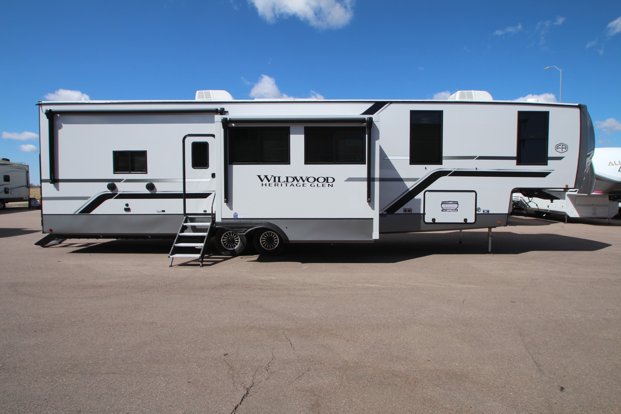 Noteboom RV - Noteboom RV added a new photo.