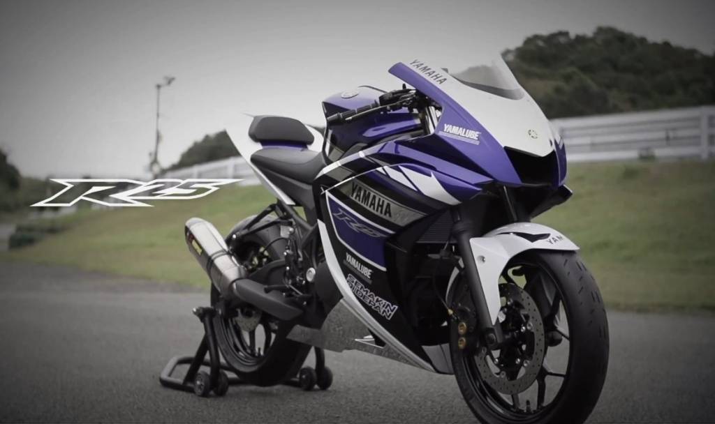 Yamaha YZF R15 - Yamaha YZF R15 added a new photo.