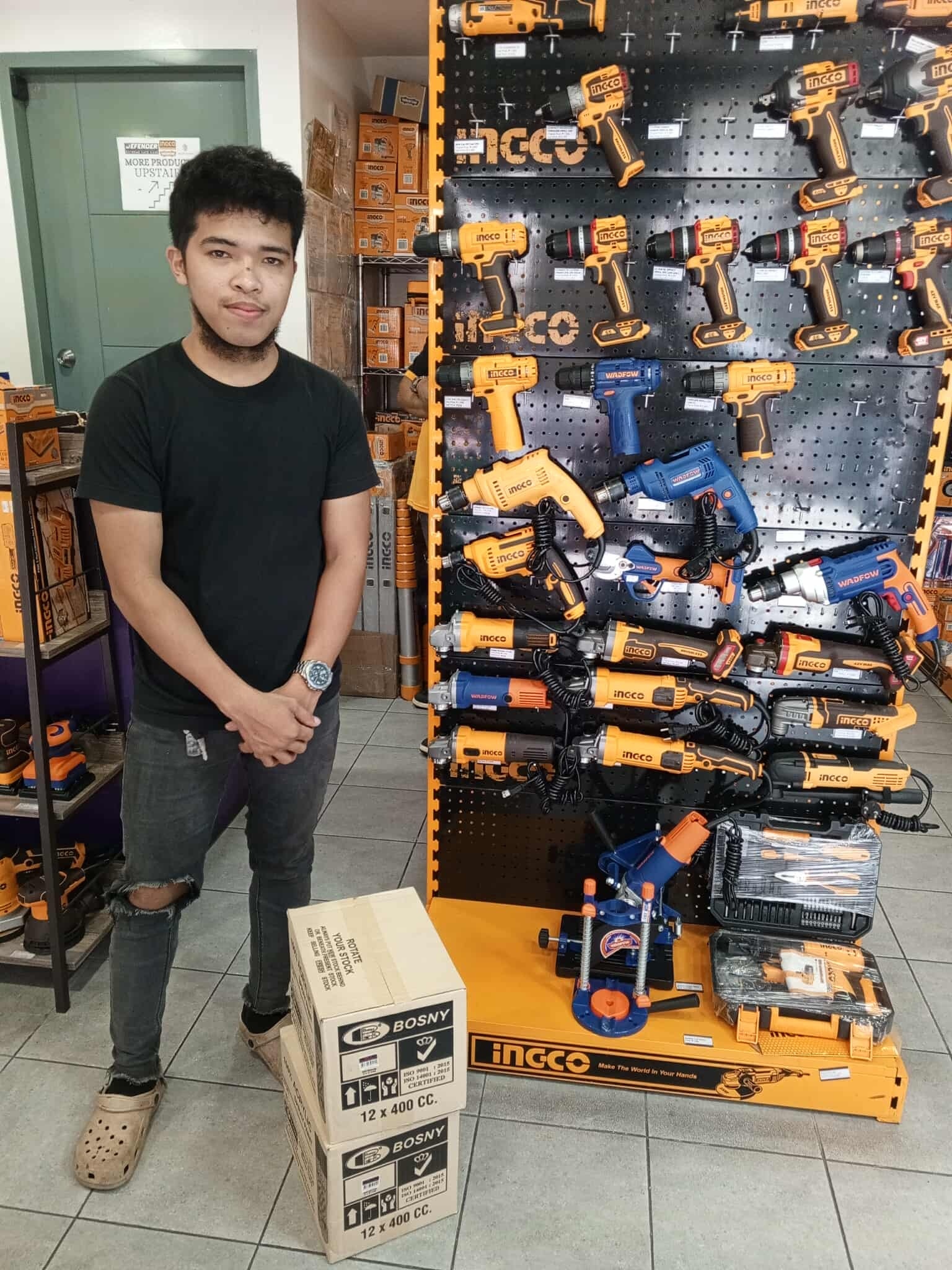 Bosny - Visit our store Bosny Spray TIMOG QUEZON CITY Bosny Spray Paint ...