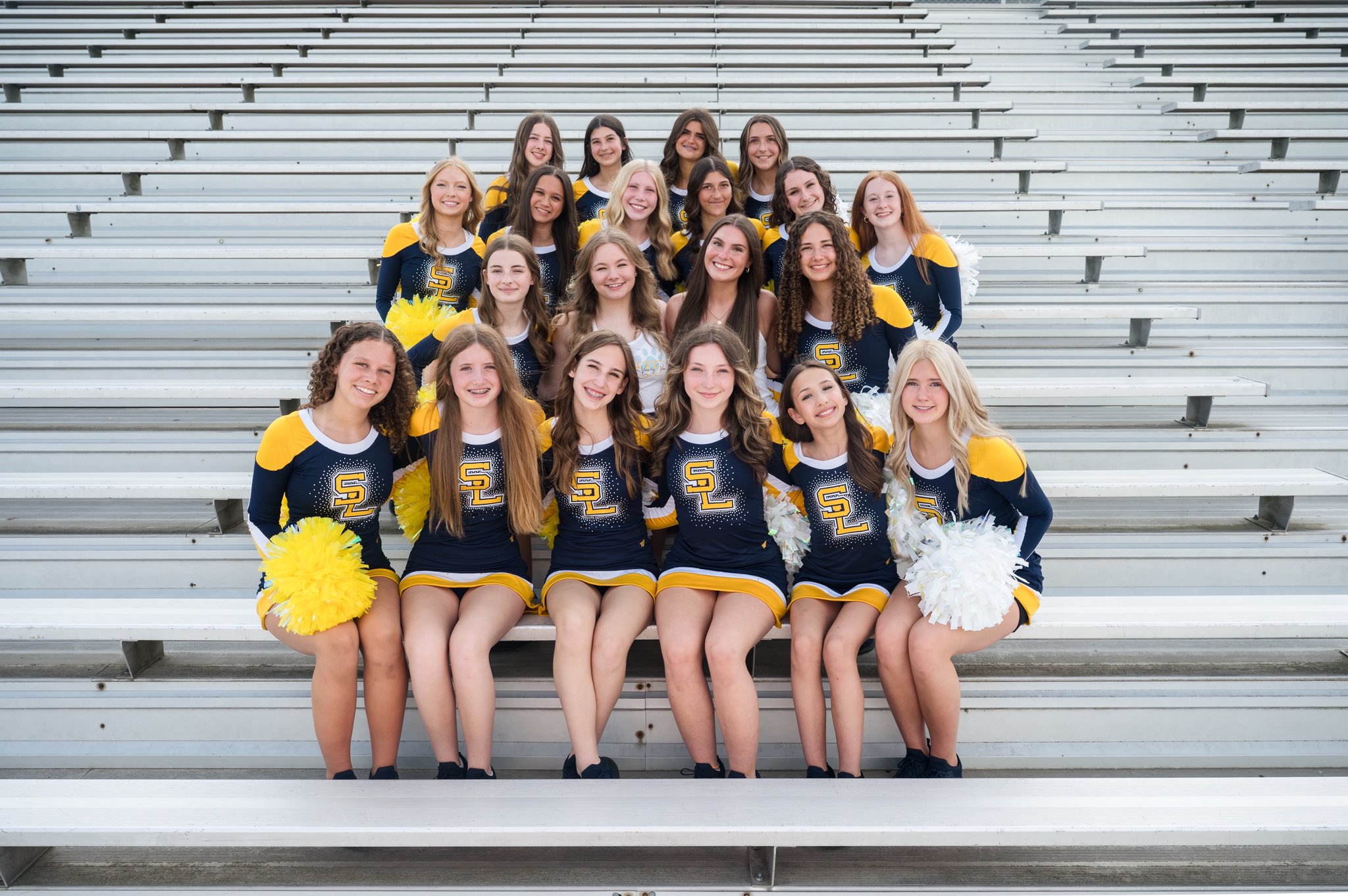 South Lyon Junior Varsity Pompon | South Lyon MI