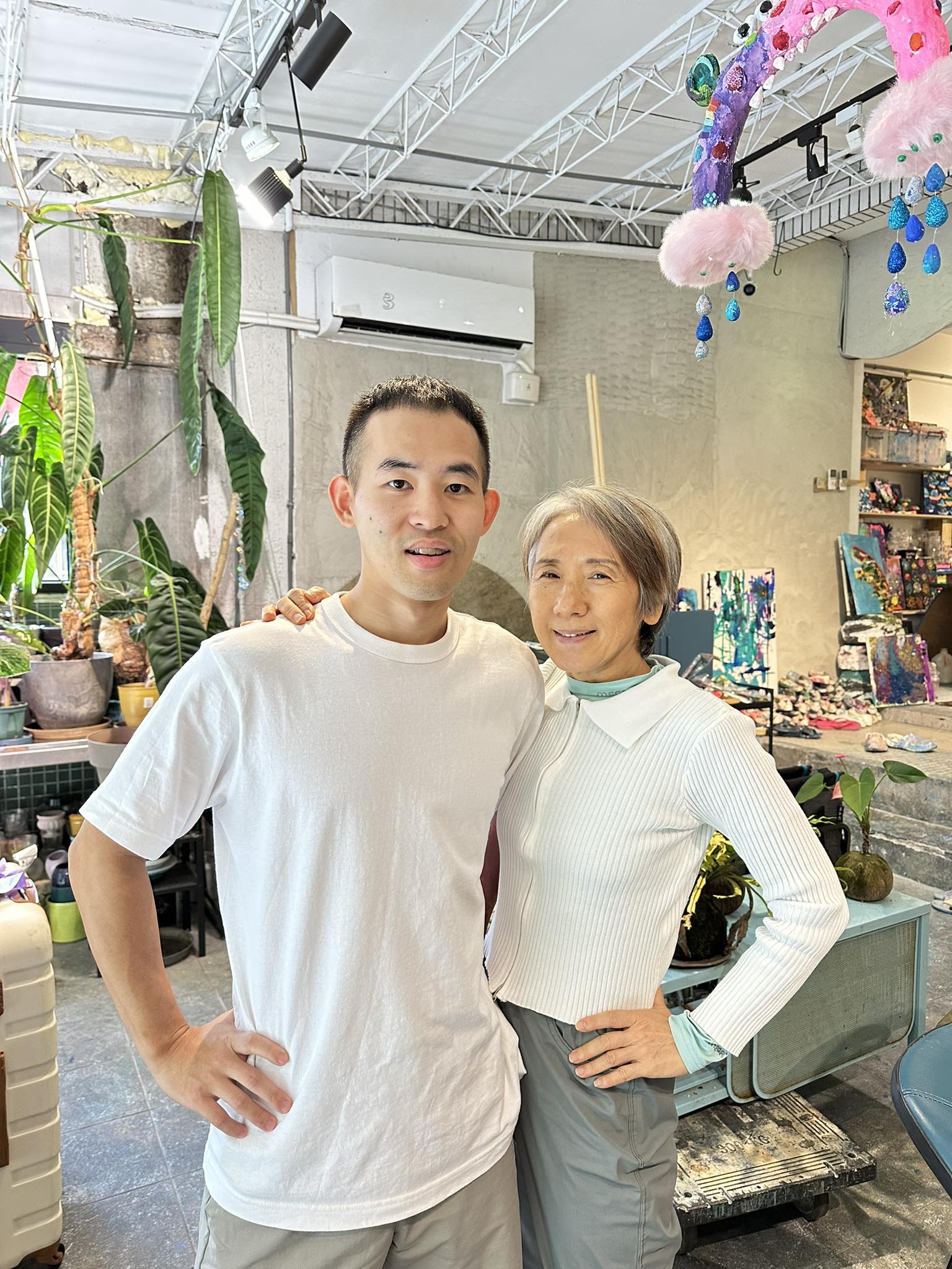 學生Alan 11年前的今天 你是高中生 回來看我們... - 恰克美語 Chuck Small Teacher | Facebook