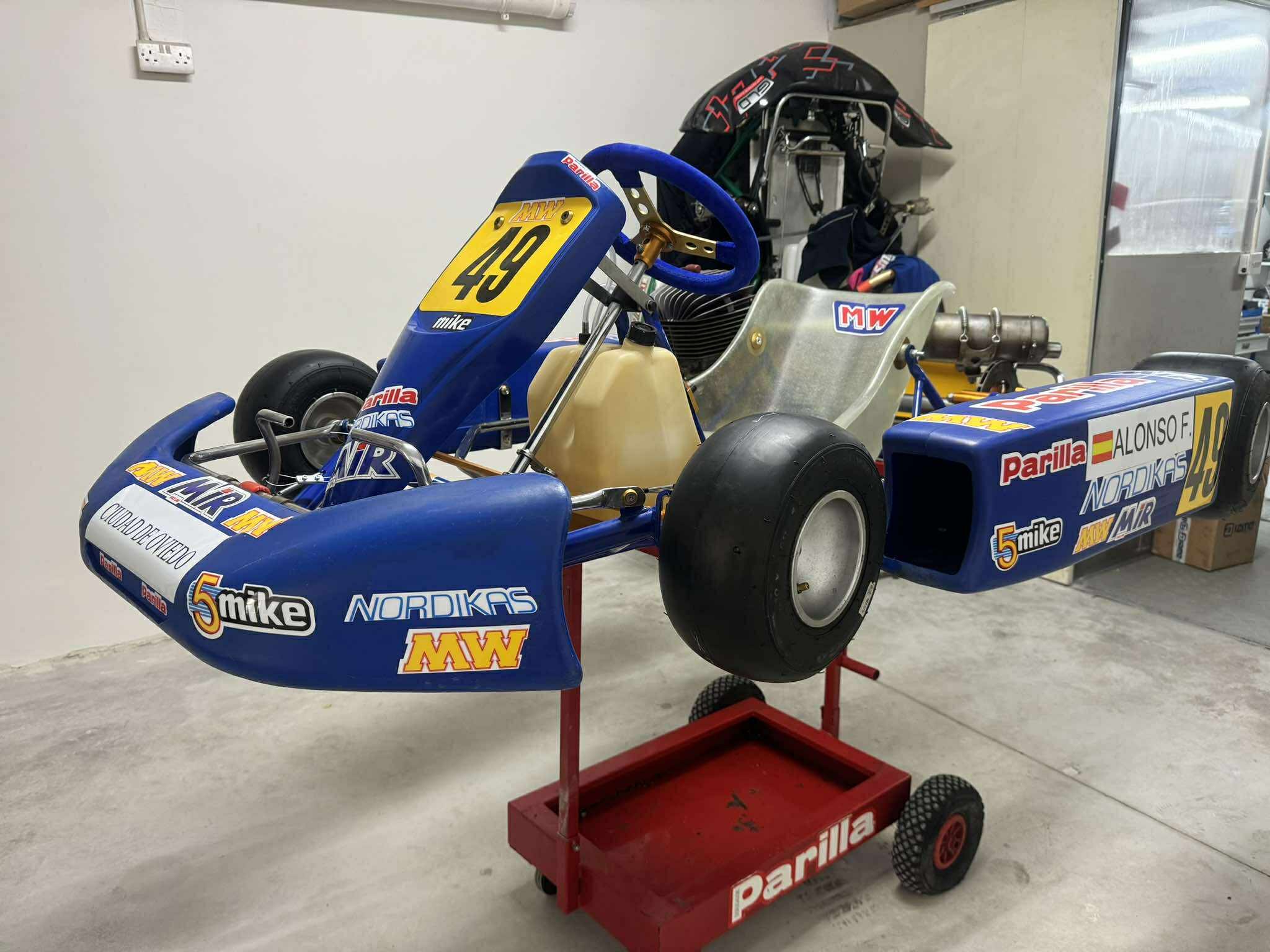 ? Year 2005 : When the Mike Wilson (Rakama) chassis was still 