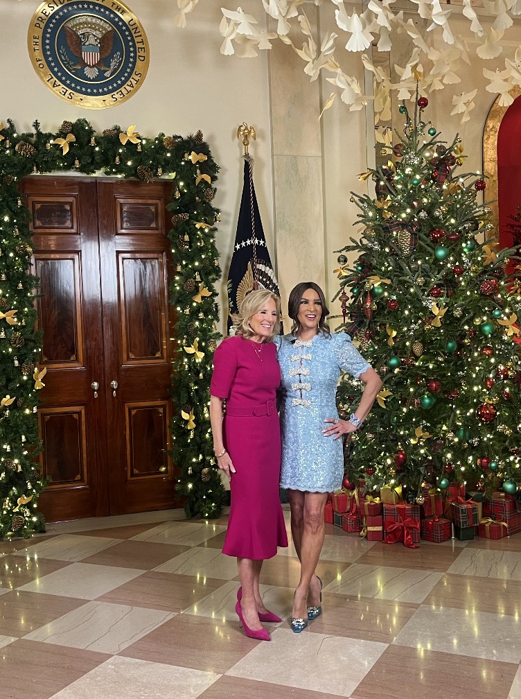 TONIGHT at 4, 5 6, 630, and 10 on @abc7chicago #Exclusive Interview with First Lady Dr. Jill Biden @Flotus about how the The First Family celebrates the holidays at The White House @