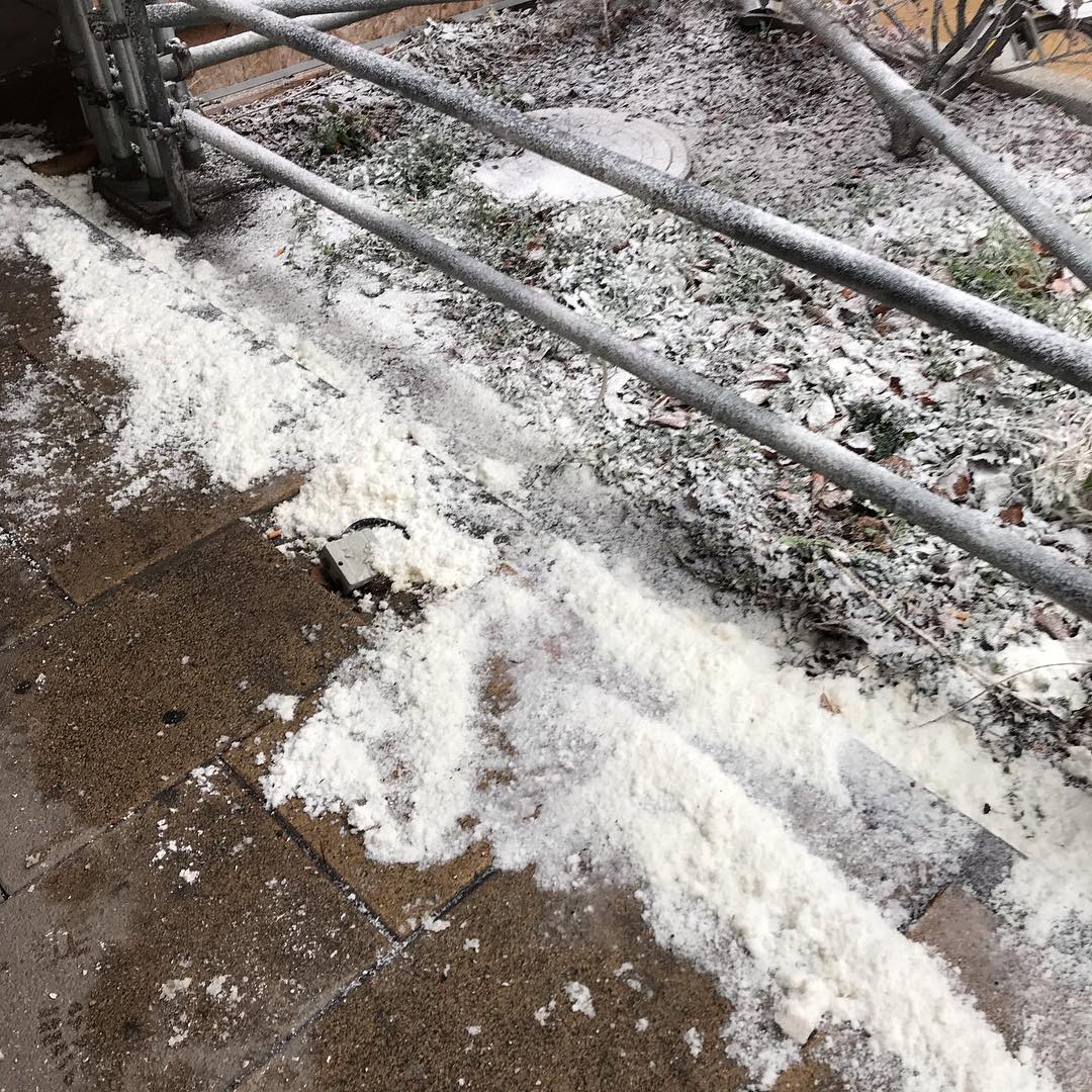 Wenn Es An Der Charite Schneit Und Sonst Blutspende Charite