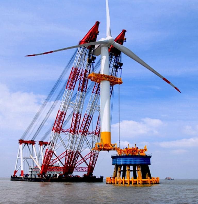 The construction of SL5000 wind turbine in China, offshore. 2017