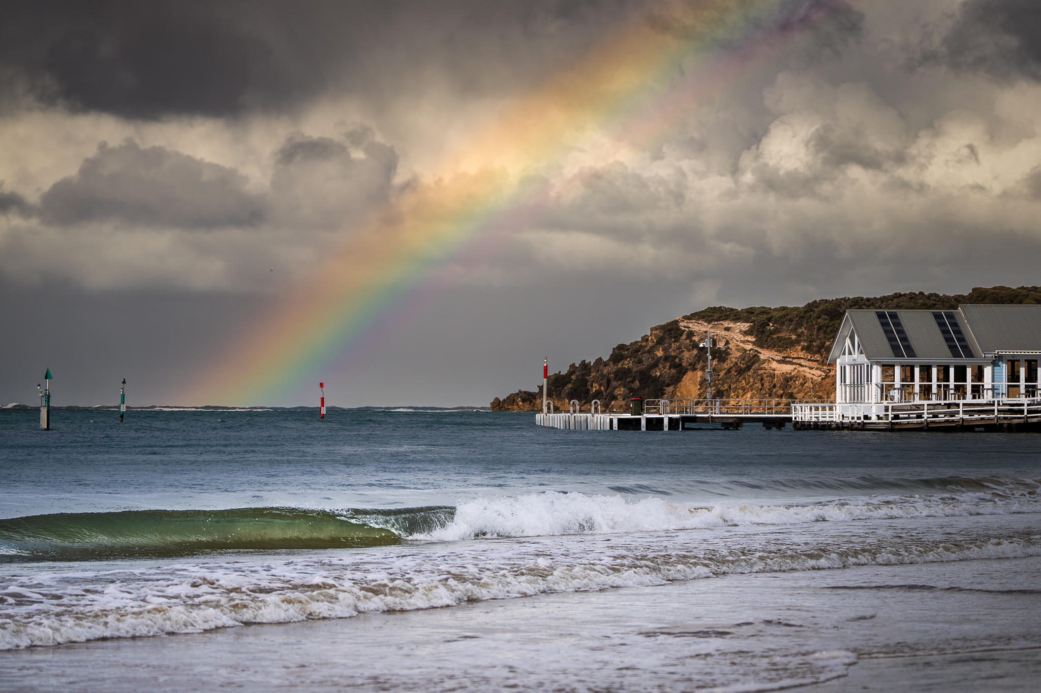 Geelong - Barwon Heads Pete James Rain, hail, rainbows and a king tide ...