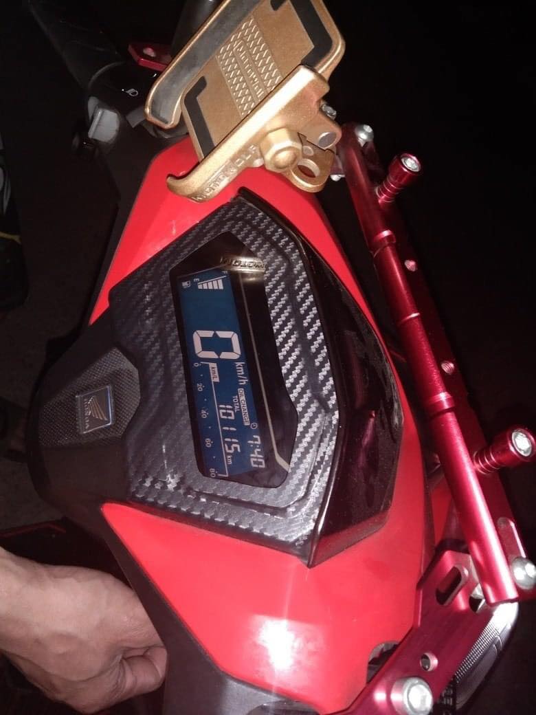 Istiker Hub - HONDA CLICK V2 PANEL PROTECTION WITH CARBON... | Facebook