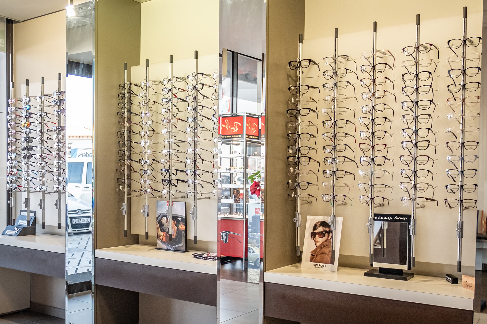 Introduc... - Lombard Verster & Pheiffer Optometrists Boksburg